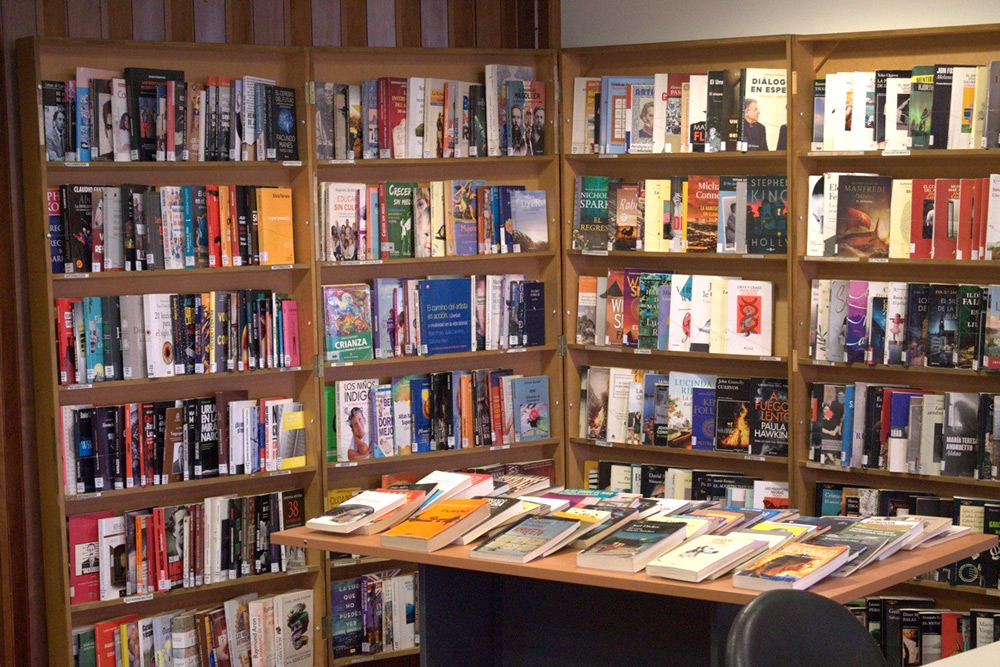 BIblioteca de AEBU